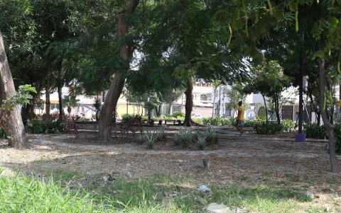 Parque ubicado entre la avenida Narcisa de Jesús y la ciudadela Guayacanes.