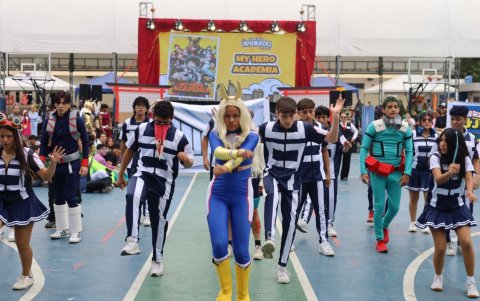 Estudiantes de Octavo a Tercero de Bachillerato se presentaron con vestuarios y coreografías de sus animes favoritos