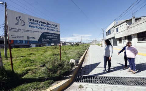 Caupicho. A los moradores de este sector les cobraron $60.000 por adoquinar una vía. Deben pagar $470 en el impuesto predial.