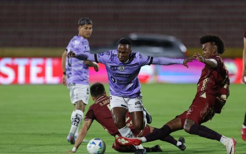 Independiente del Valle eliminó a Mushuc Runa en un polémico partido de octavos de final de Copa Sudamericana.