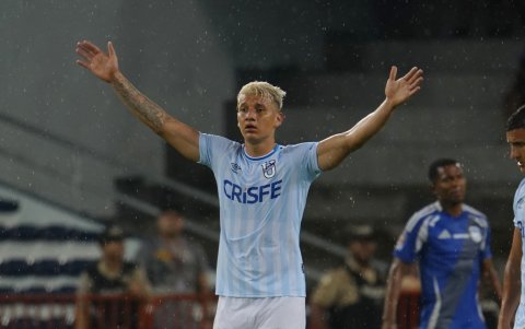 Católica depositará sus esperanzas en el goleador Byron 'Tigre' Palacios.