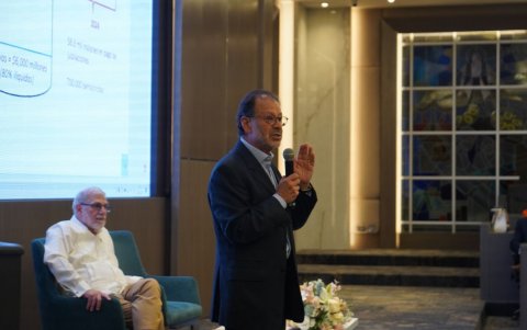 El ex economista jefe del Banco Mundial desmonta mitos sobre la crisis y exige un pacto político para reformar el sistema.