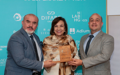 Juan Carlos Guzmán, Luz Stella Hernández y Ricardo Cotto.