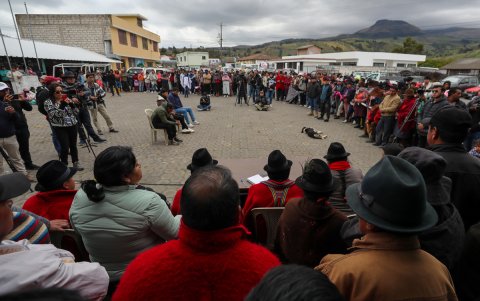 Un juez de Ecuador analiza un recurso de habeas corpus interpuesto por la Policía, con el que la institución busca que se ordene la liberación de los tres agentes de Inteligencia.
