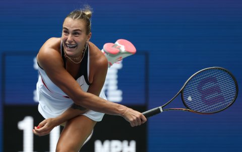 Aryna Sabalenka, que se deshizo de la suiza Rebeka Masarova (108) por 7-5 y 6-1.