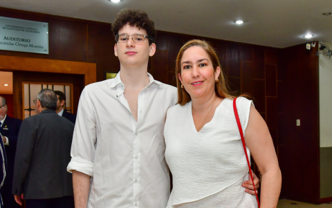 Fernando Quiroz y Francesca Escala.