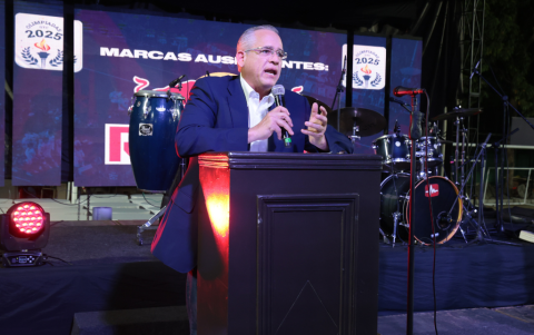 El presidente de la institución, Héctor Solórzano.