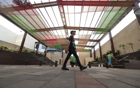 Escena. A lo largo de la calle Panamá hay sitios que no siempre están ocupados.