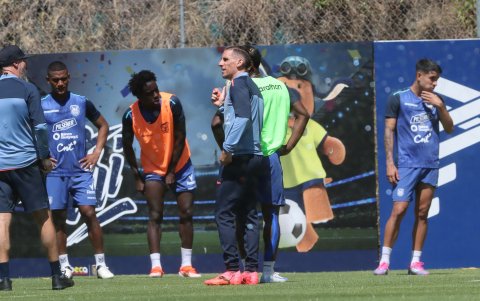 Ecuador se prepara para visitar a Paraguay.