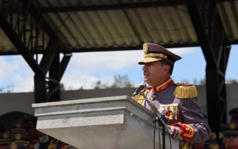 Jefe del Comando Conjunto de las Fuerzas Armadas: General de División Henry Santiago Delgado Salvador.