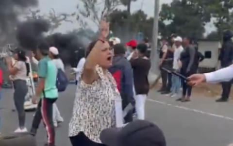 Los pacientes denuncian falta de pagos para cumplir con sus tratamientos médicos.