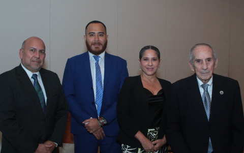 Gene Alcívar, Andrés Palacios, Ana Julia Antepara y Juan Tanca.
