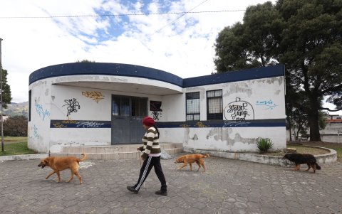 Abandono. Algunas UPC, como la de Monjas, siguen sin operar tras repotenciarlas con recursos de seguridad, según los vecinos.