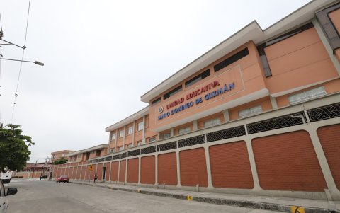 El colegio Santo Domingo de Guzmán forma parte de los bienes inmuebles ingresados en el Sistema de Información de Patrimonio Cultural de Ecuador.