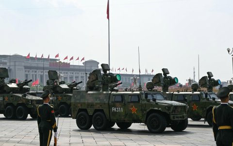 La revista militar transcurrió bajo la mirada de una década de líderes mundiales.