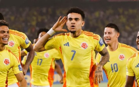 Luis Díaz (c) comandará el ataque cafetero en Barranquilla.