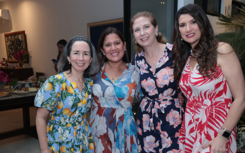 Sofía Ordóñez, María Pía Escudero, Verónica Vernaza y Dana Saab.