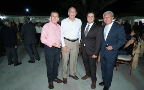 Luis Vásquez, Arcadio Ayala, Roberto García y Rodolfo del Pino.