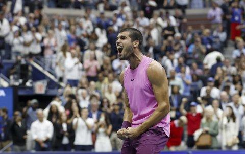 Alcaraz venció el domingo 7 de septiembre a Sinner en 2 horas y 42 minutos.