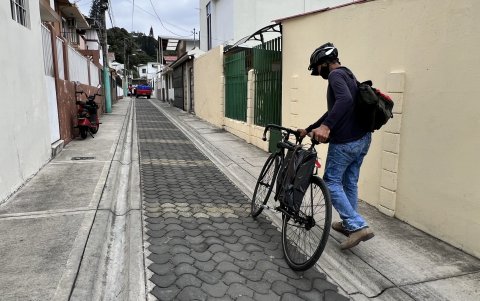 Única. Esta es la única peatonal que ha sido intervenida por el Municipio. Para lograr esta obra, una moradora tuvo que ir todos los días, por más de dos meses, a insistir.