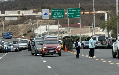 La obra fue inaugurada y busca fortalecer el turismo entre Manabí y Santa Elena