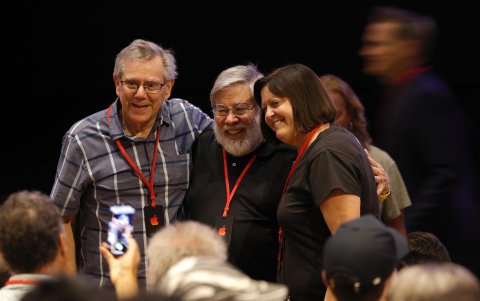 Apple lanza el iPhone 17 Air, con carcasa de titanio y Ceramic Shield para mayor durabilidad.