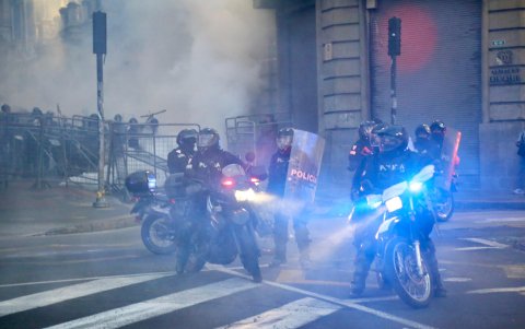 En la Plaza de Santo Domingo se escuhó un fuerte estruendo.
