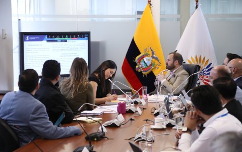 El asambleísta oficialista Diego Franco preside la Comisión de Desarrollo Económico ante la licencia de Valentina Centeno.