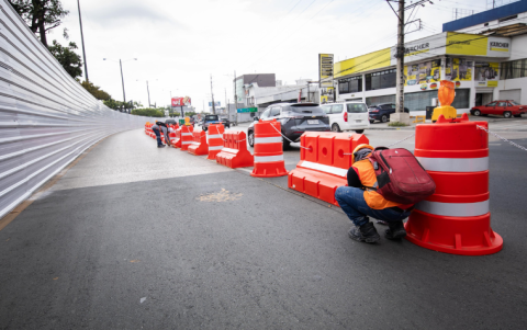 En la Juan Tanca Marengo también se realizan trabajos.