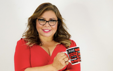 La psicóloga de parejas Nuria Vanegas analiza el impacto emocional que genera la exposición pública en redes sociales.