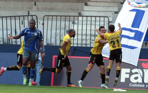 El Clásico del Astillero le devolvió la alegría a Barcelona SC.