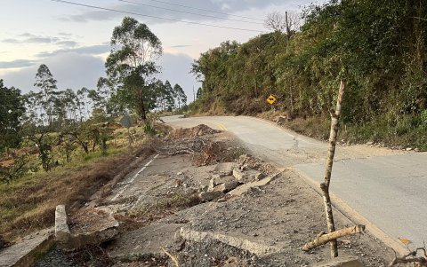 Deterioro. Las consecuencias son evidentes en diferentes puntos del cantón.