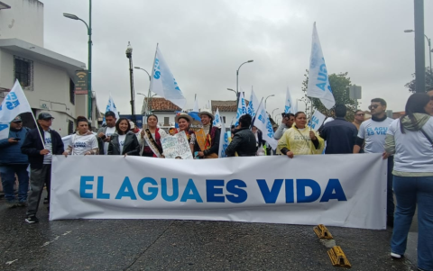 Organizaciones campesinas, indígenas y de la zona urbana de la ciudad protagonizaron una marcha en defensa del agua.