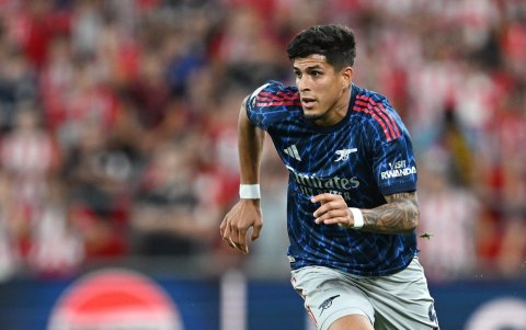 Piero Hincapié alcanzó a salir en cancha cerca del cierre.