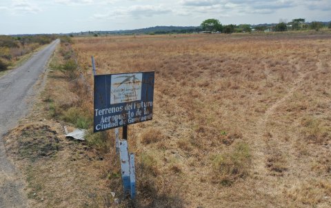 Así luce el terreno donde se prevé construir el nuevo aeropuerto de Guayaquil, en el sector de Daular.