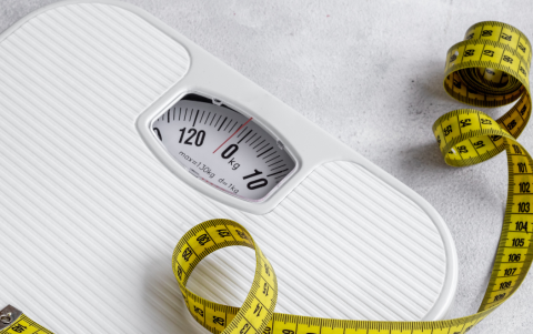 Orforglipron mostró eficacia en la pérdida de grasa corporal y podría convertirse en una opción terapéutica accesible.