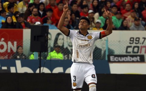 Xavier Arreaga marcó el tanto de Barcelona SC.