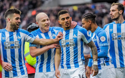 Huddersfield Town busca ascender a la Championship, segunda categoría inglesa.