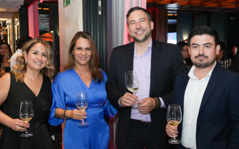 Karina Burgos, Meche Castro, Marc Pidoux y Juan Jara.