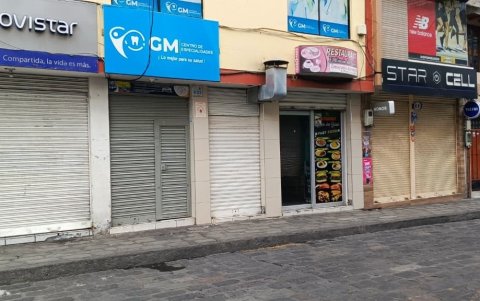 Cotopaxi. El cierre del centro histórico de Latacunga, en el marco del paro nacional, está afectando a los comercios del sector.