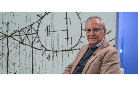 Un diálogo entre un investigador de Harvard y un maestro espiritual sobre los beneficios comprobados del yoga