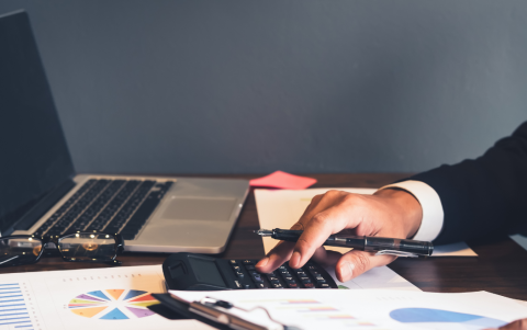 Las empresas deberán conservar registros y aplicar auditorías para evitar sesgos en decisiones automatizadas.