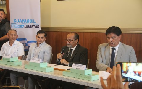 El gobernador del Guayas brindó una rueda de prensa donde dio todos los detalles.