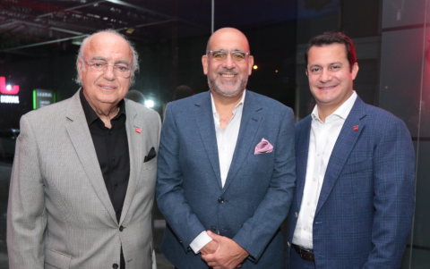 Juan Doumet, Ricardo Echeverría y Luis Velasco.