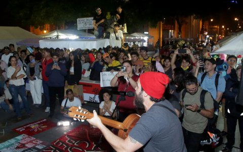 Ricardo Pita durante su intervención musical.