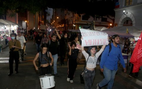 La llegada de los manifestantes al Plantón Cultural.