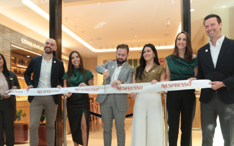 Bruno Borges, Alejandra Martin, Jaime Uquillas, Alejandra Alvarado, Viviana Valdiviezo y Marcos Djinishian.