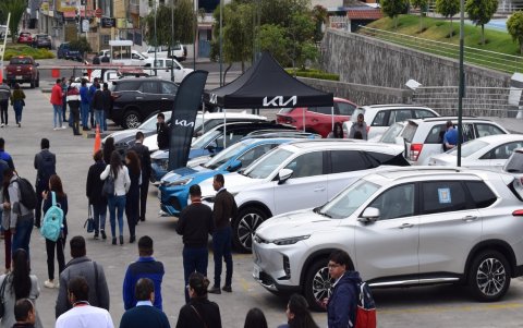 Los vehículos eléctricos e híbridos aumentaron su demanda en Ecuado.