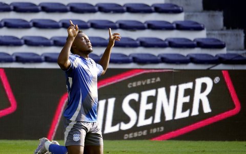 Maicon Solís marcó el 2-0 transitorio de Emelec ante Deportivo Cuenca.