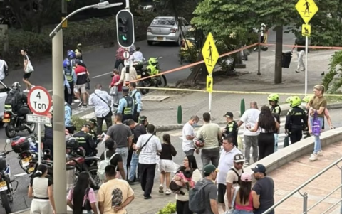 La Policía capturó a los presuntos responsables en Bello y se investiga la conexión con redes criminales balcánicas.